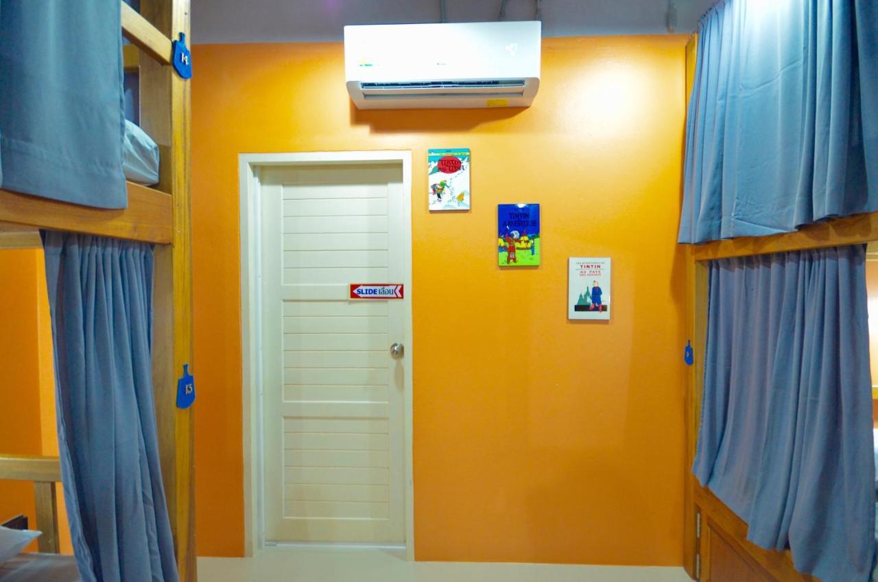Nomad Hostel Krabi Exterior photo